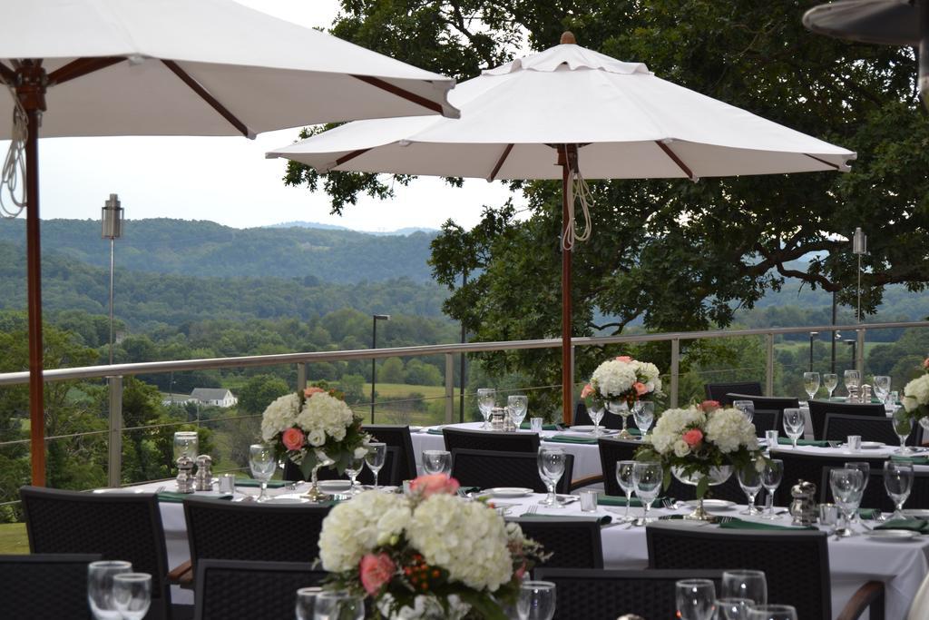Inn At Lenape Heights-Golf Resort And Event Center Ford City Екстериор снимка