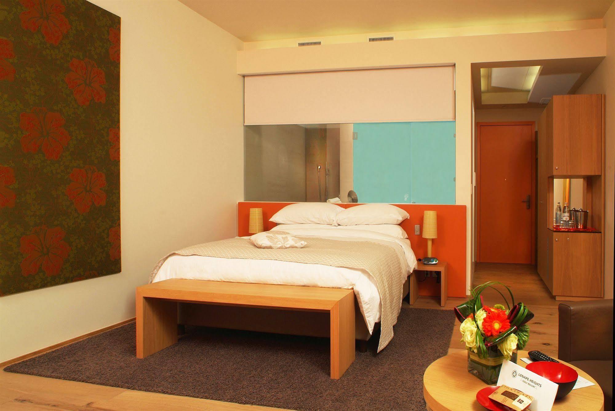 Inn At Lenape Heights-Golf Resort And Event Center Ford City Екстериор снимка